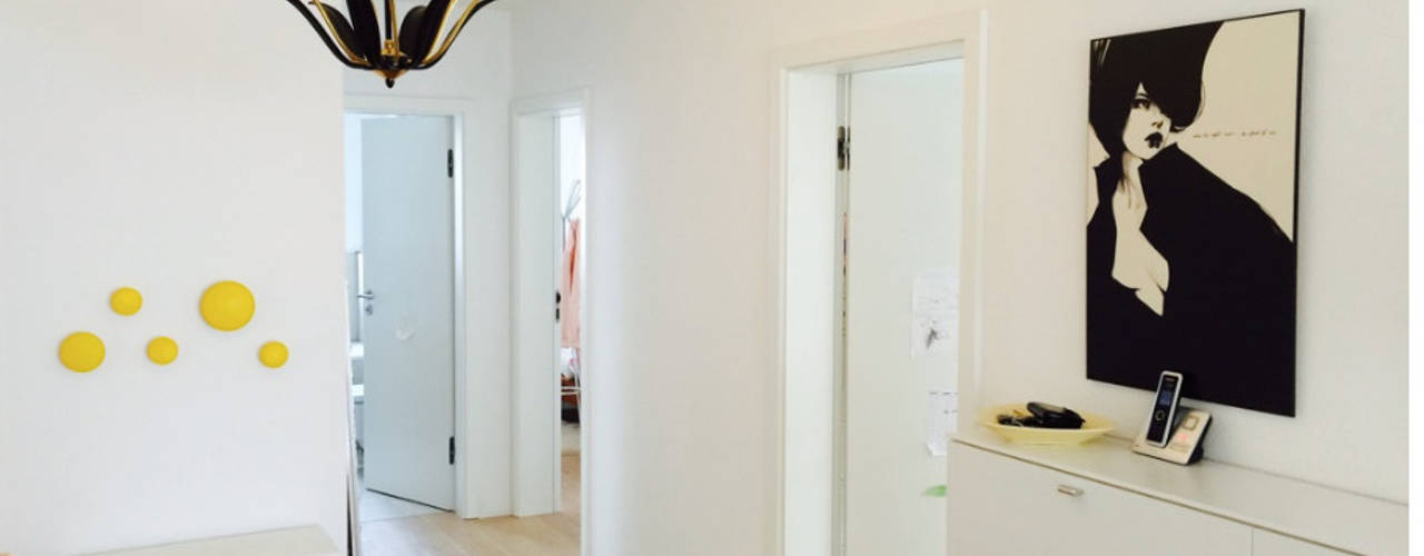 Gartenwohnung für eine Familie, Freya Suhre - Einrichtungsberatung & Feng Shui Freya Suhre - Einrichtungsberatung & Feng Shui Moderner Flur, Diele & Treppenhaus