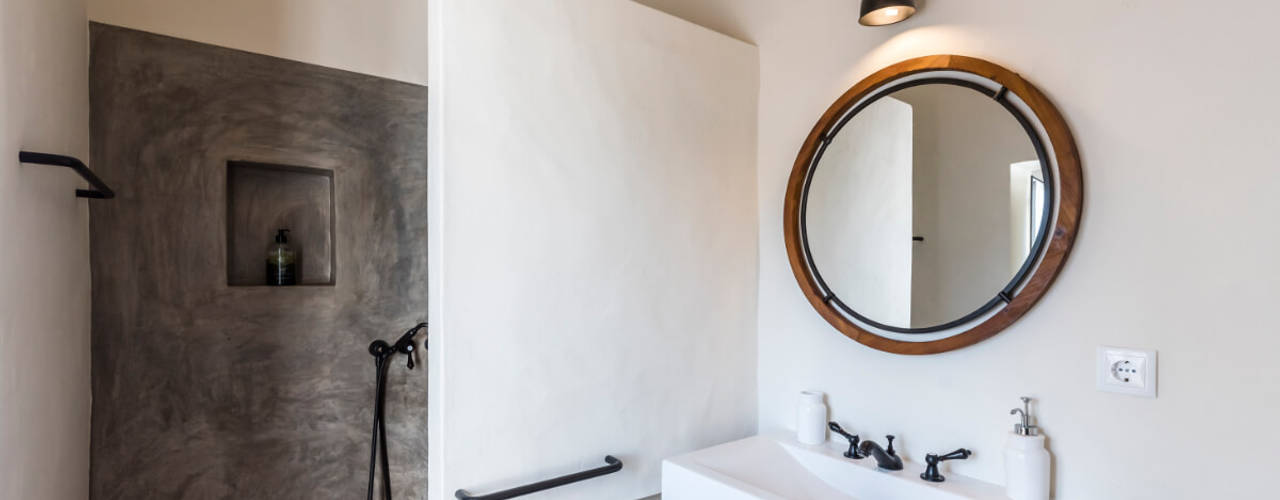 Projecto Santo Estevão, ALQUATRO ALQUATRO Rustieke badkamers Grijs