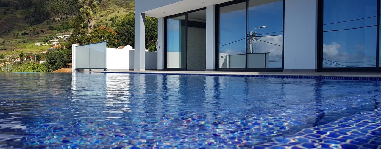 Вилла с бассейном на острове Мадейра-Reservado, Amber Star Real Estate Amber Star Real Estate