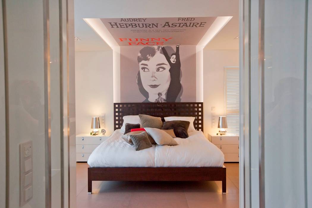 "Im Bett mit Audrey", KERN-DESIGN GmbH Innenarchitektur + Einrichtung KERN-DESIGN GmbH Innenarchitektur + Einrichtung Eclectische slaapkamers