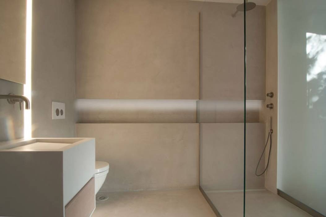 Badezimmer - Feuchträume in Betonoptik Fugenlose mineralische Böden und Wände Industriale Badezimmer