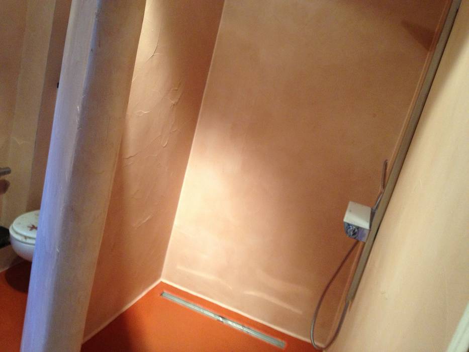 Badezimmer in warmen terracotto Malerbetrieb Trynoga Badezimmer