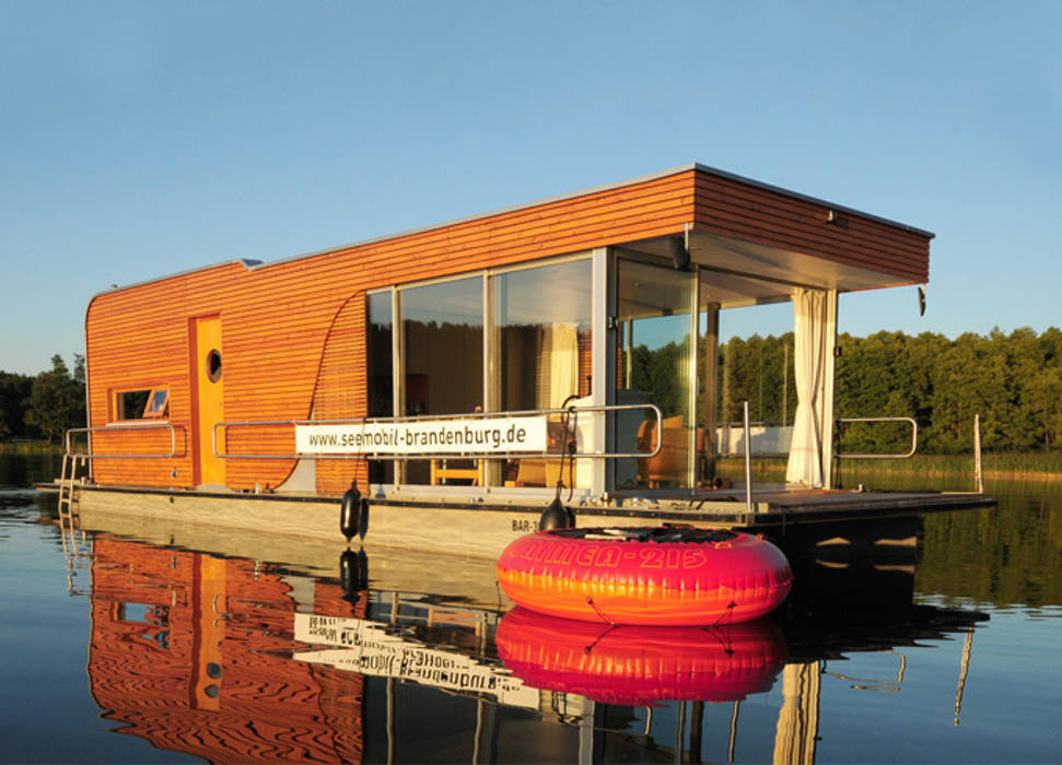 Mit dem Hausboot auf der Havel, ZappeArchitekten ZappeArchitekten يخوت و طائرات