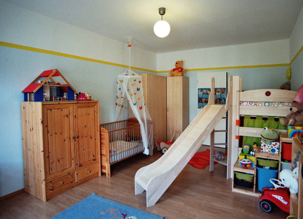 Kinderzimmer raumdeuter GbR Berlin Ausgefallene Kinderzimmer Möbel,Eigentum,Holz,Innenarchitektur,Orange,Kompfort,Bettrahmen,Umhauen,Gebäude,Bodenbelag