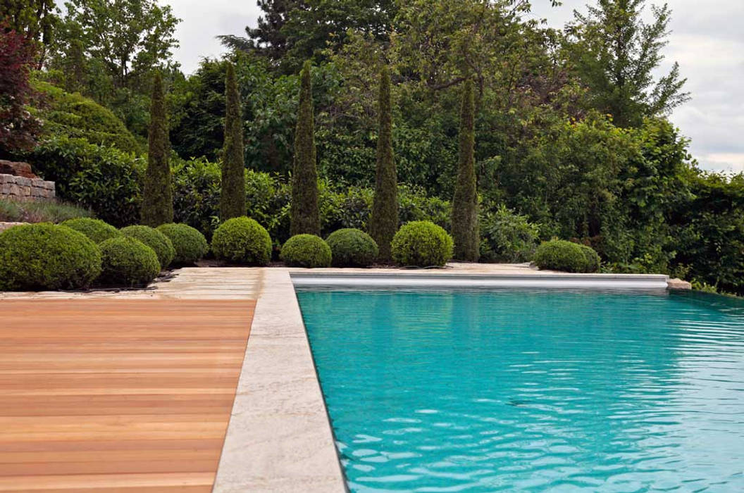 Swimmingpool in wiesbaden moderner garten von kirchner