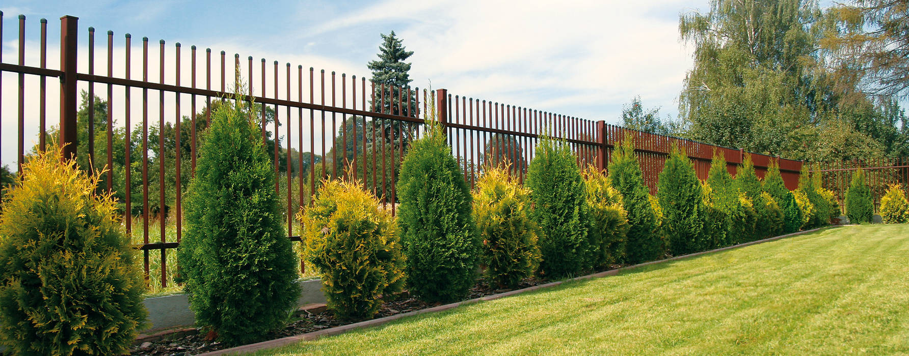 Die Vielfallt der Zäune, Triumph-Zaunsysteme Triumph-Zaunsysteme Modern garden Fencing & walls