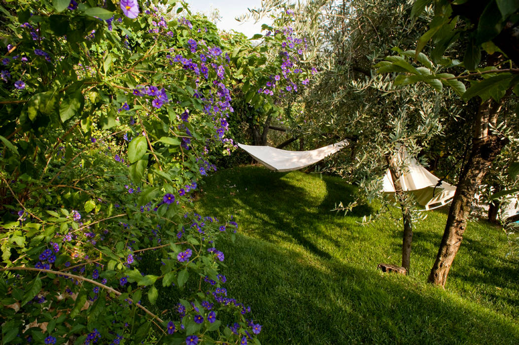 Un agriturismo nelle colline Versiliesi, Verde Passione Verde Passione Mediterranean style house