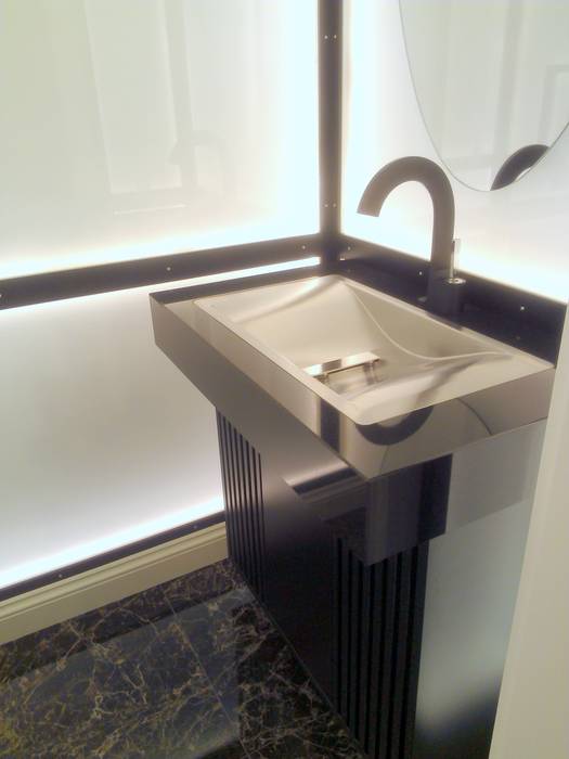 Gaste Wc Moderne Badezimmer Von Beate Hoos Interior Design Modern