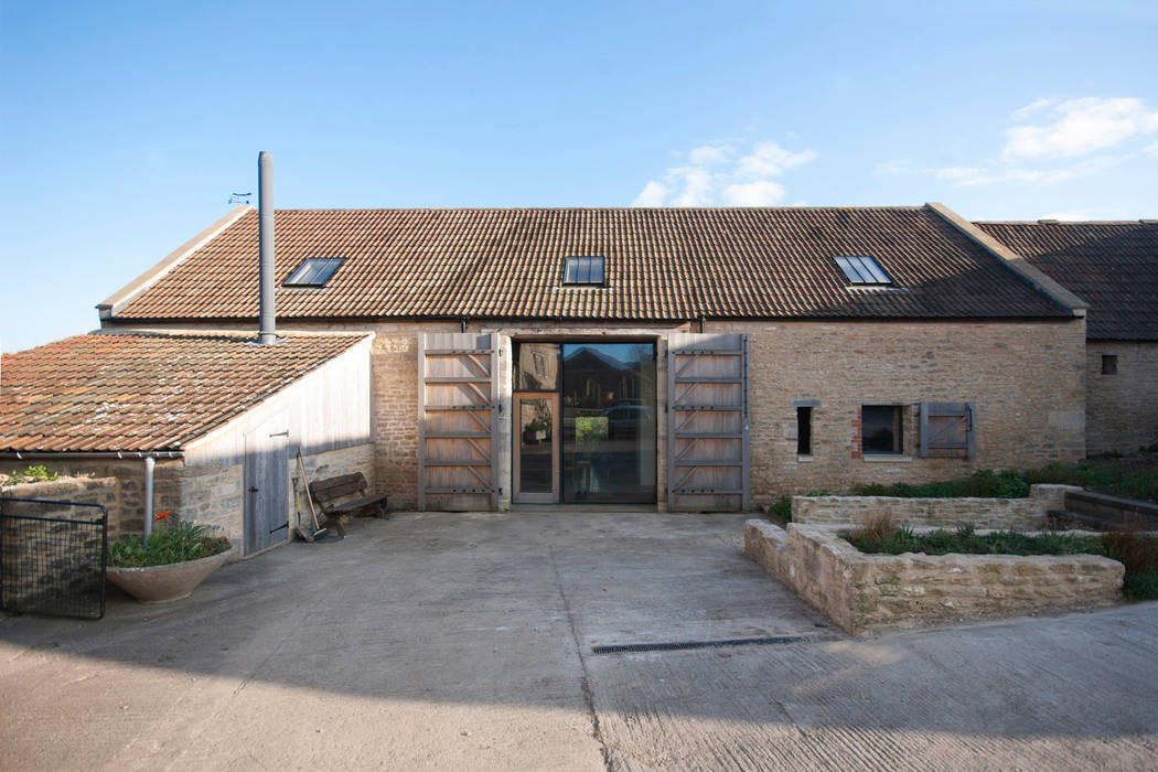 Court Farm Barn, Designscape Architects Ltd Designscape Architects Ltd Casas rústicas