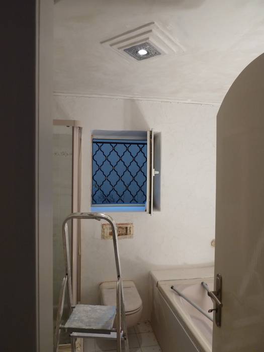 Bad Wande Komplett Gespachtelt Mit Zementspachtel Mediterrane Badezimmer Von Illusionen Mit Farbe Mediterran Homify