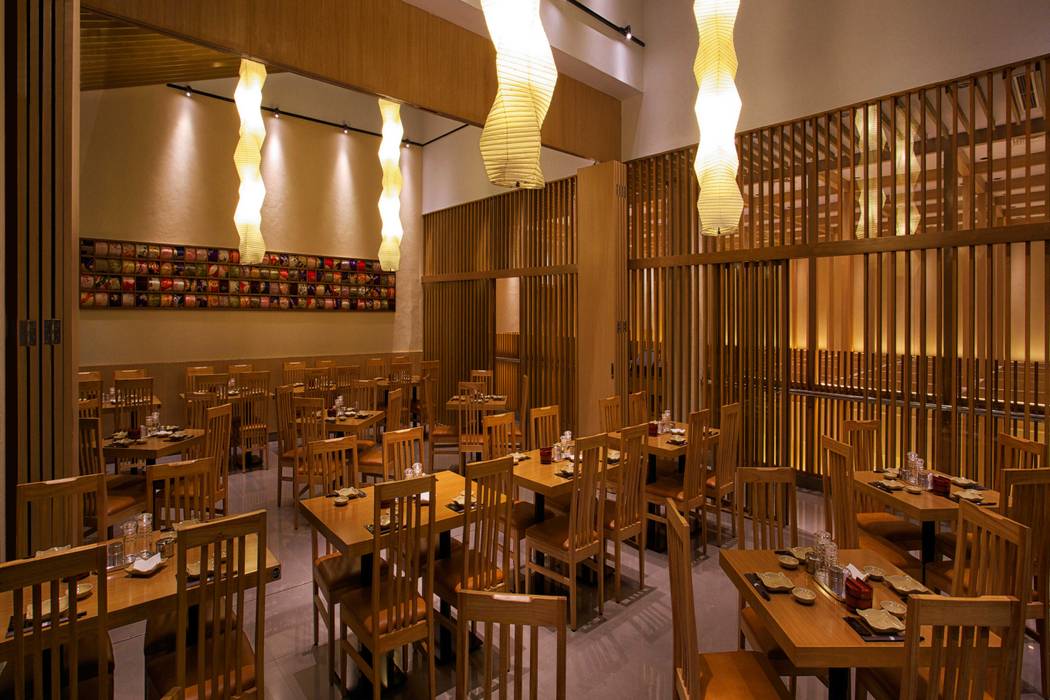 Sushi Tei Pekanbaru - インテリア・2F客席 MoMo. Co., Ltd. 商業空間 レストラン