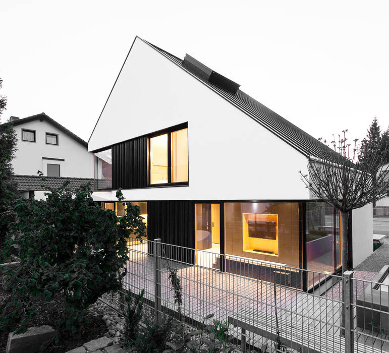 House B, FORMAT ELF ARCHITEKTEN FORMAT ELF ARCHITEKTEN Casas de estilo moderno