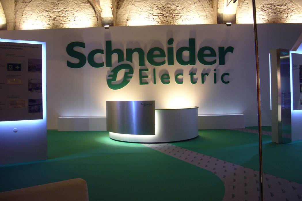 Allestimento Schneider Electric - Stazione Leopolda Firenze, Studio Arch. Matteo Calvi Studio Arch. Matteo Calvi Gewerbeflächen Messe Design