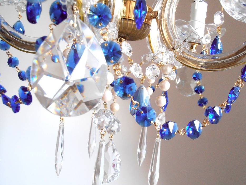 VENICE DREAM crystal chandelier, Milan Chic Chandeliers Milan Chic Chandeliers オリジナルデザインの リビング 照明