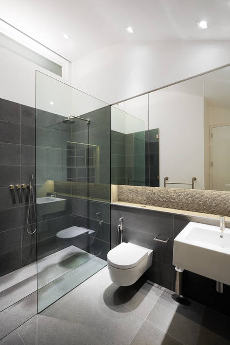 Hyde Park Mews, Gregory Phillips Architects Gregory Phillips Architects Modern style bathrooms
