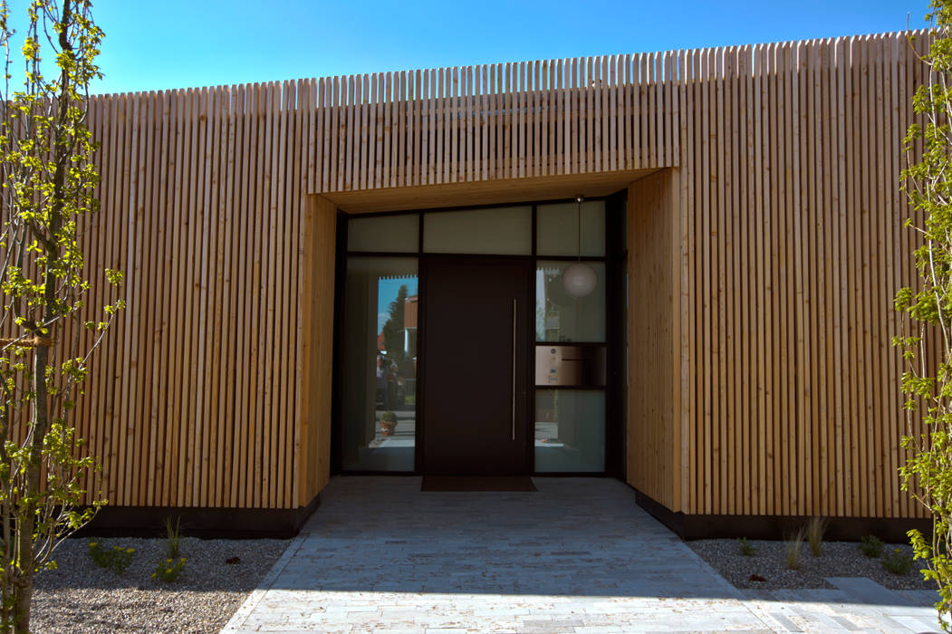 1-Einfamilienhaus, vollmilch. Das Architekturbüro. vollmilch. Das Architekturbüro. Casas de estilo mediterráneo