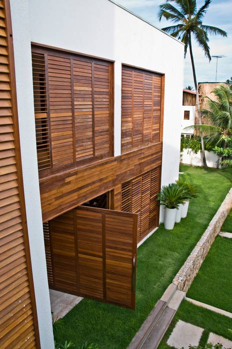 homify Casas tropicais