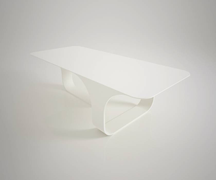 70s, Arch. Cristian Sporzon Arch. Cristian Sporzon Modern dining room Tables