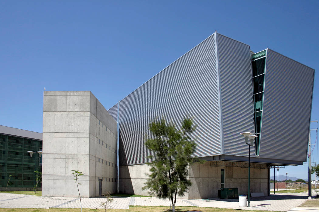 Biblioteca Fernando del Paso UDG, LEAP Laboratorio en Arquitectura Progresiva LEAP Laboratorio en Arquitectura Progresiva Ruang Komersial Sekolah