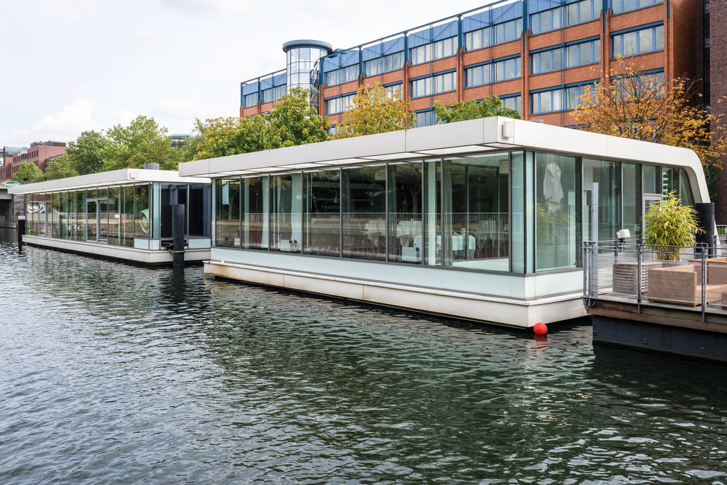 Der C-Type: Das Erlebnis, FLOATING HOMES FLOATING HOMES Eclectic style houses