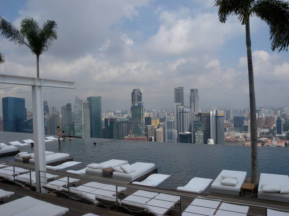 MARIBA BAY SANDS SKYLINE GANDIABLASCO Jardines modernos Mobiliario