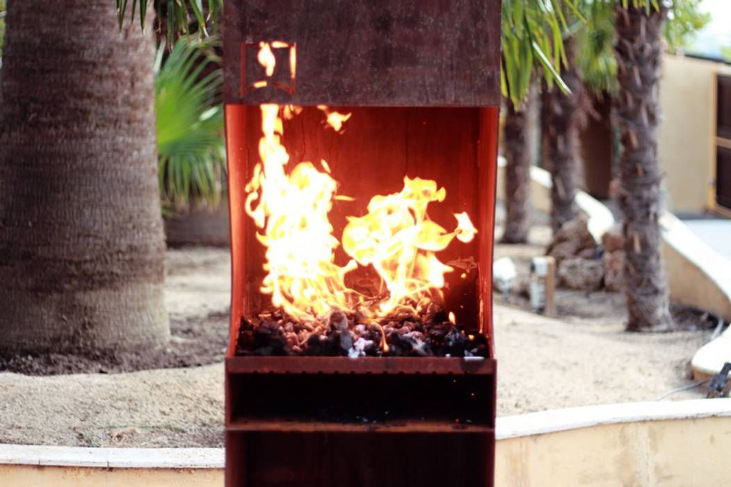 chimeneas acero , CLASS MANUFACTURING SA CLASS MANUFACTURING SA Industrial style garden Fire pits & barbecues