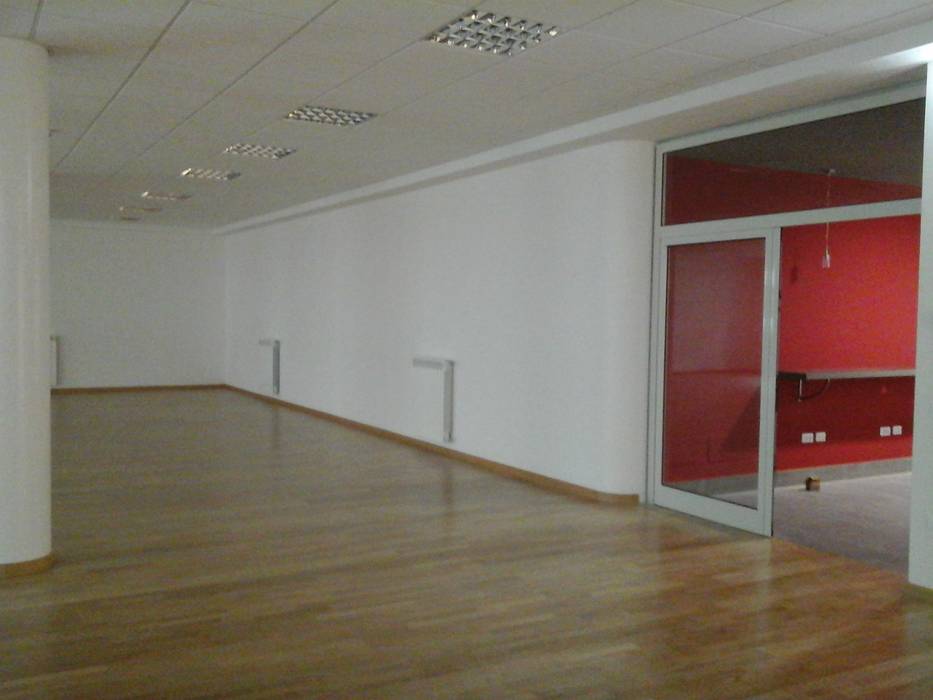 Carolyn Smith Dance Academy, linea contemporanea home linea contemporanea home Palestra in stile moderno