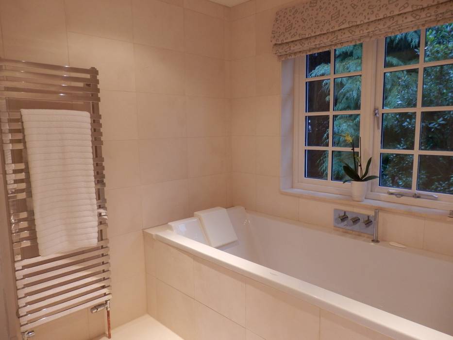 Ensuite Bathroom inclover Baños de estilo moderno