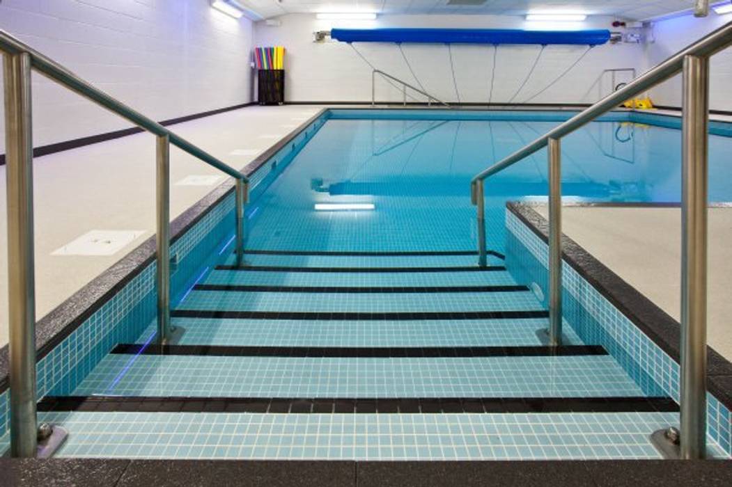 ​Advanced Hydrotherapy School Pool , London Swimming Pool Company London Swimming Pool Company Espacios comerciales Escuelas