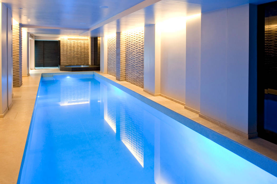 Pool and Spa Renovation, London Swimming Pool Company London Swimming Pool Company Modern pool