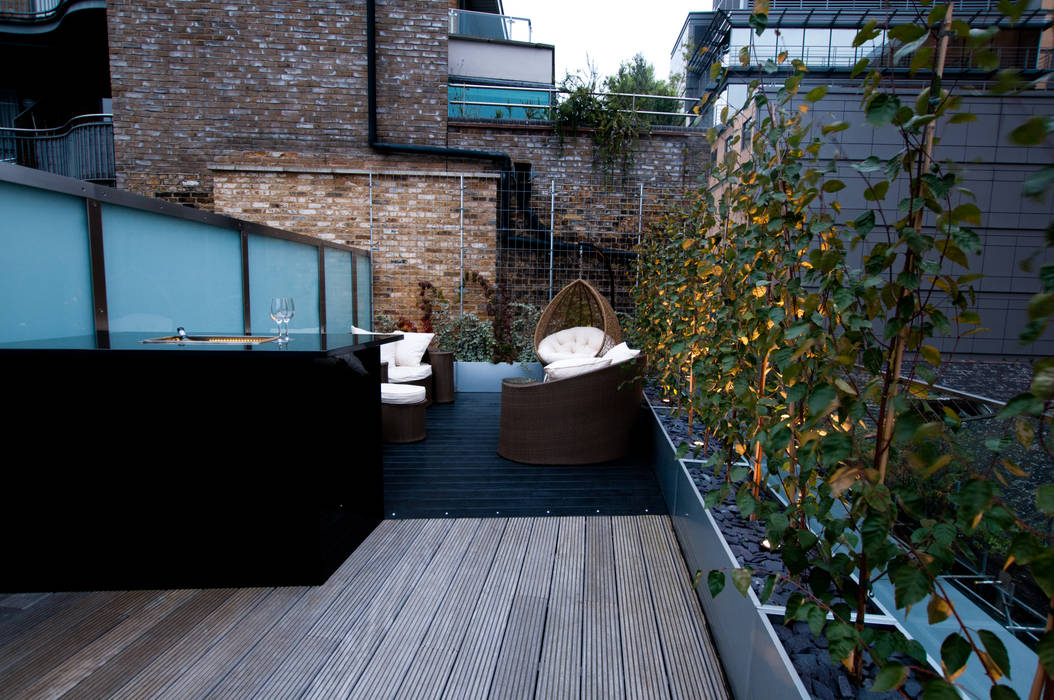 London Bridge, London, Urban Roof Gardens Urban Roof Gardens Nowoczesny balkon, taras i weranda