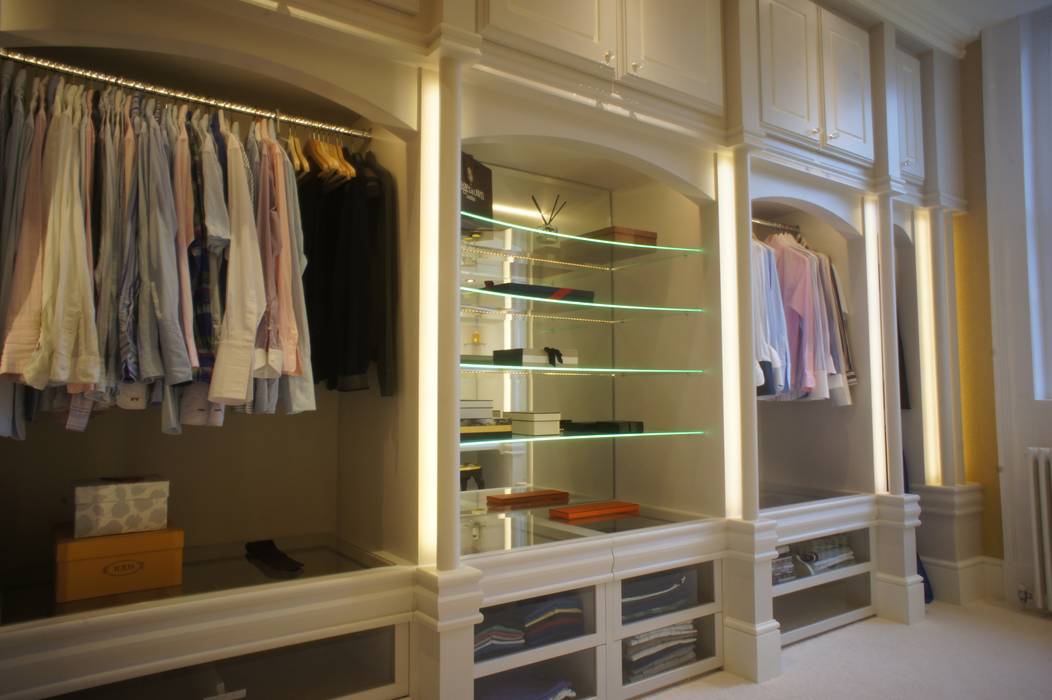 DRESSING ROOM FOR PRIVATE CLIENT, 2A Design 2A Design Closets de estilo rural