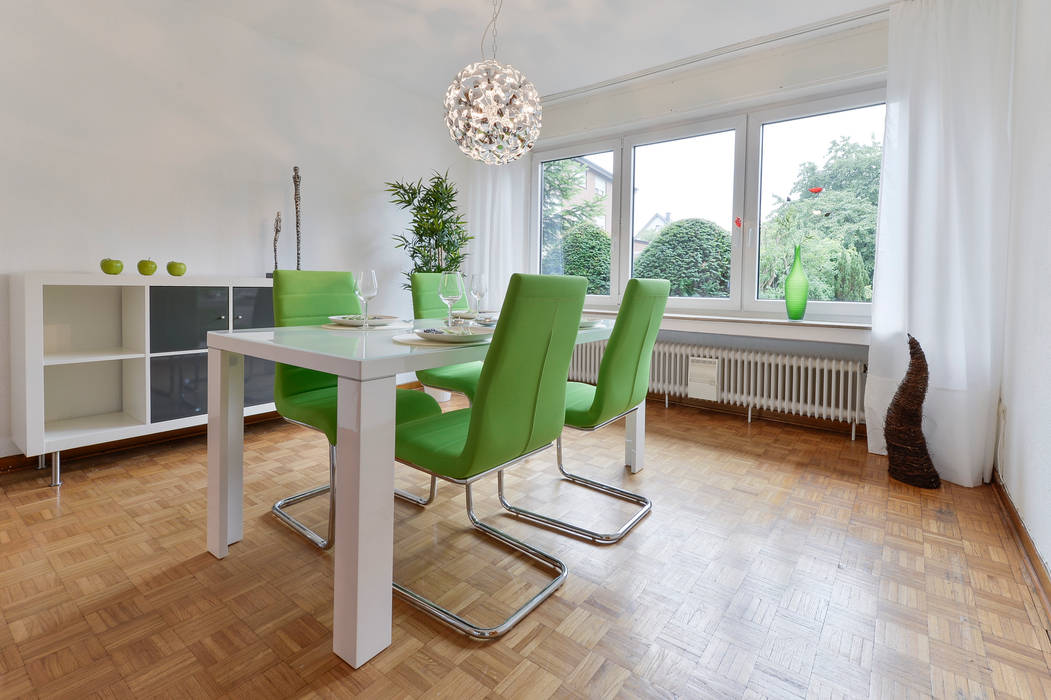 2-Familienhaus in Kirchhellen, raumessenz homestaging raumessenz homestaging Їдальня