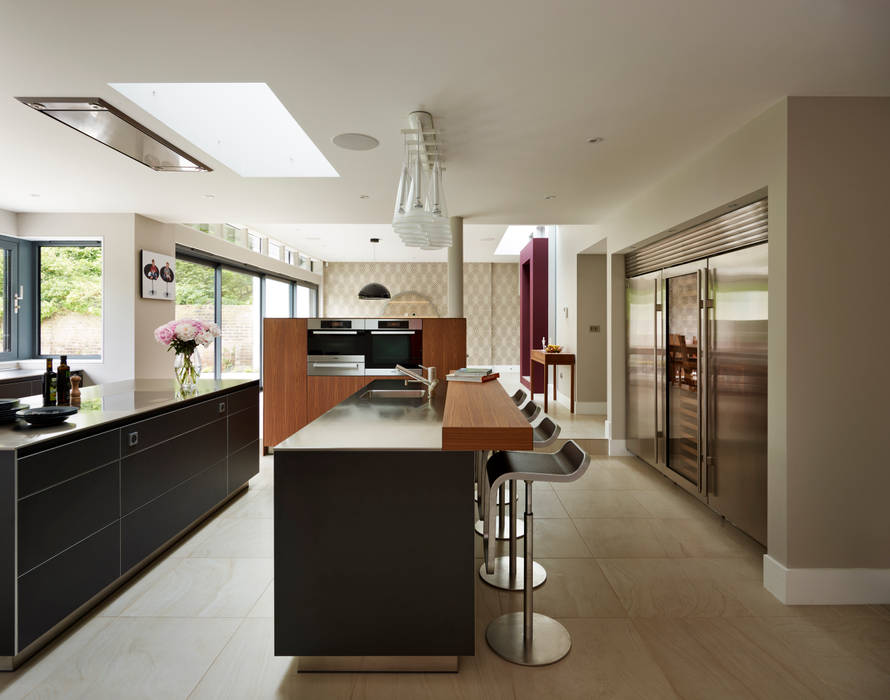 homify Modern kitchen