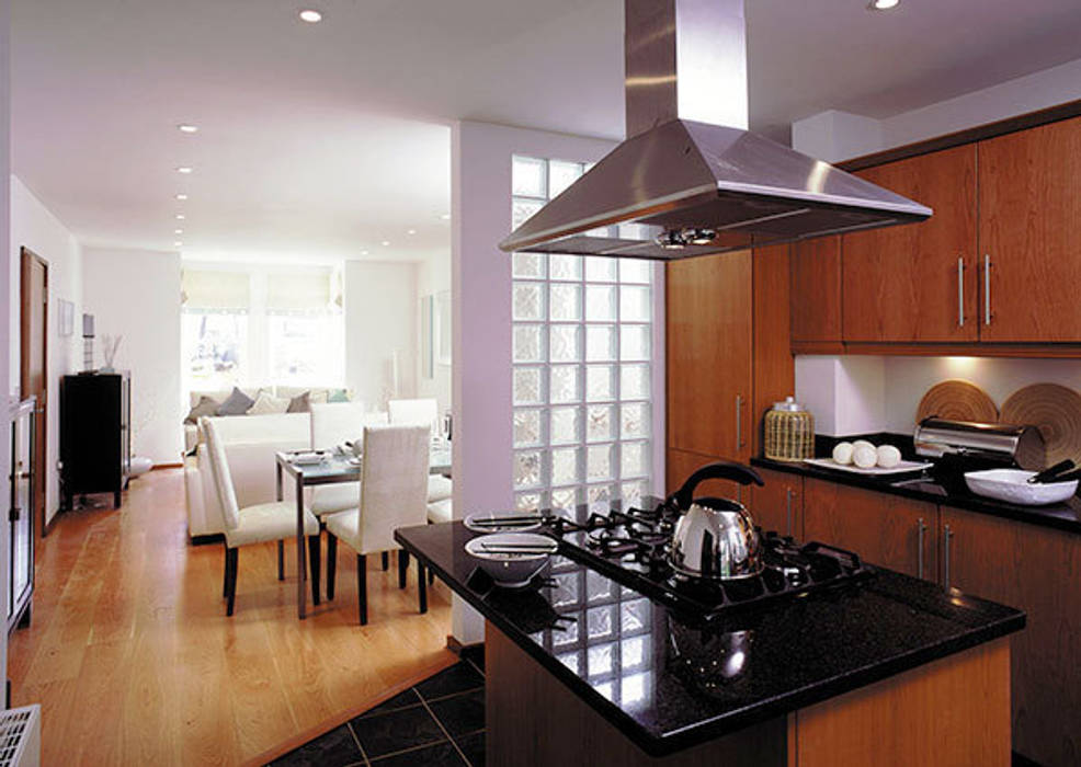 homify Classic style kitchen