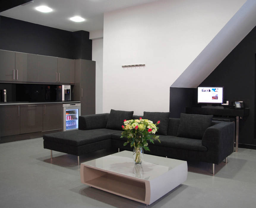 Park Royal Studios Amorphous Design Ltd Modern media room