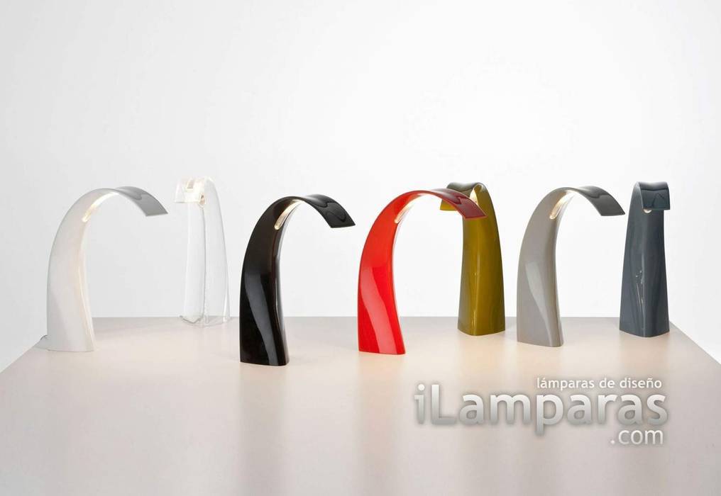 Kartell - iLamparas.com, iLamparas.com iLamparas.com Phòng khách: thiết kế nội thất · bố trí · ảnh Lighting