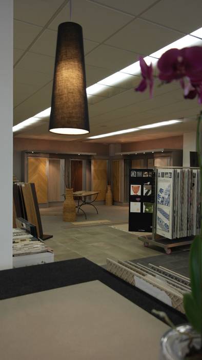 Unser Parkettstudio !, Keramostone Keramostone Moderner Multimedia-Raum Accessoires und Dekoration