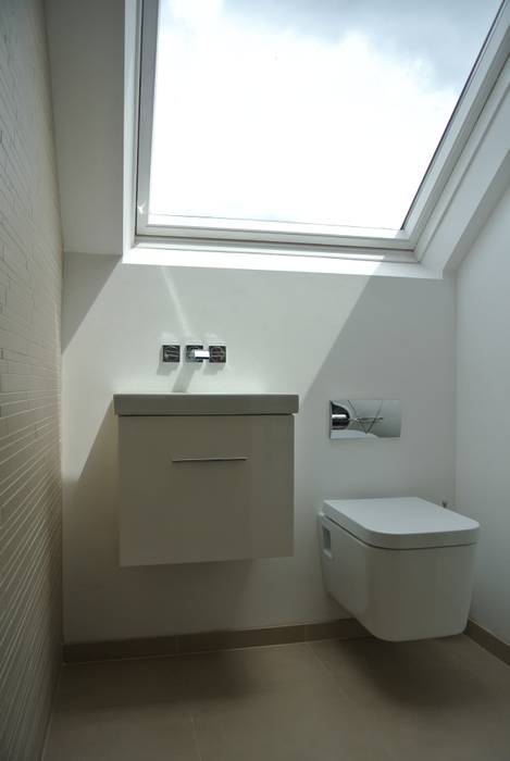 Shower Room STUDIO[01] LTD Modern style bathrooms