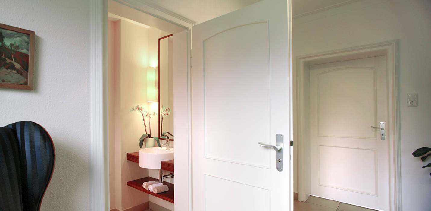 50er jahre villa - gäste-wc klassische badezimmer von ...
