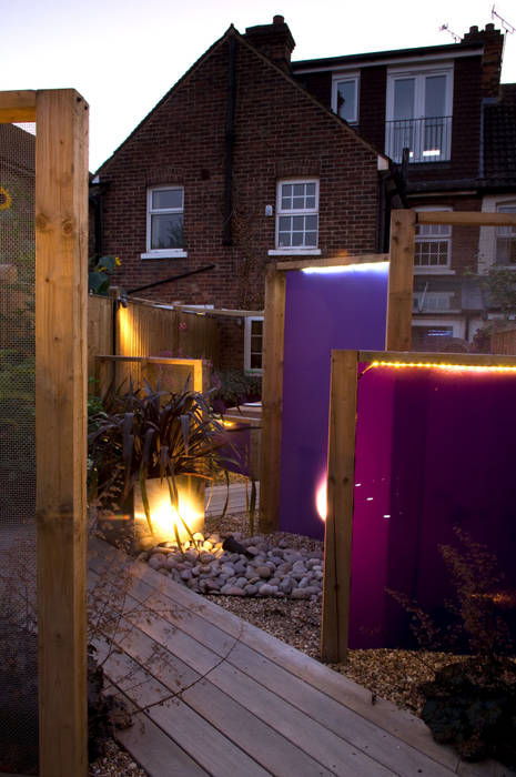 Party garden in Sevenoaks, Kent, Earth Designs Earth Designs Jardines de estilo moderno