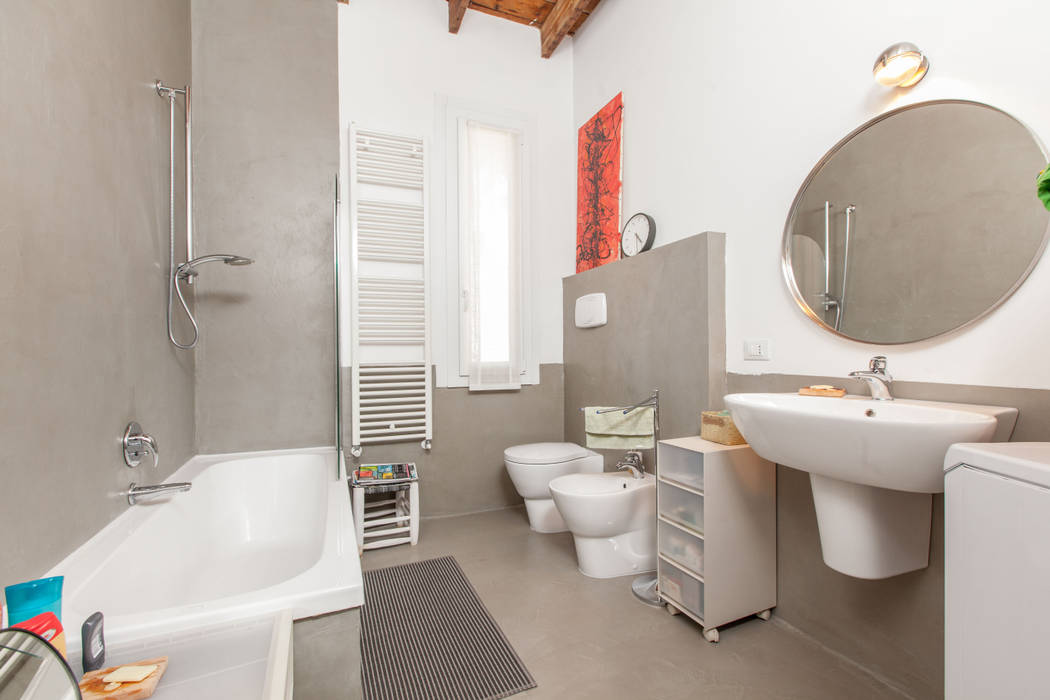 LOFT APARTMENT in milan, Matteo Fieni Architetto Matteo Fieni Architetto Bathroom