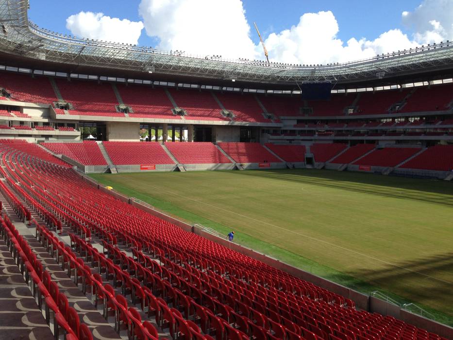 Arena Pernambuco , Fernandes Fernandes Espacios comerciales