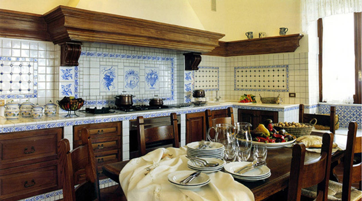 Cucina Venezia Tre Case in stile mediterraneo