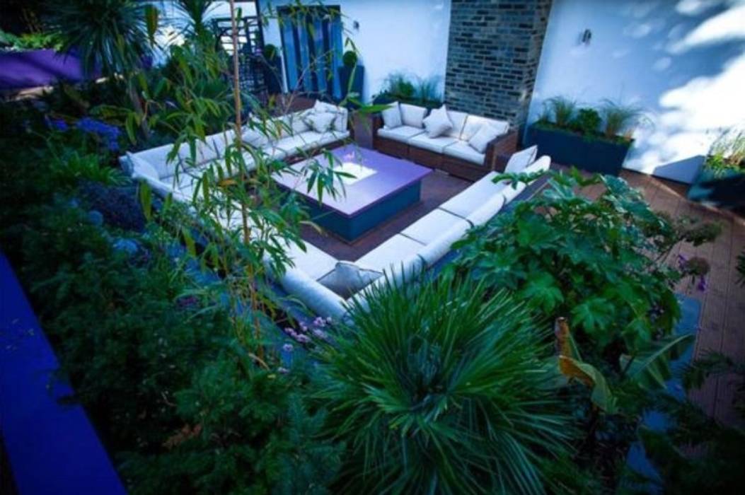 Tropical Retreat , Cool Gardens Landscaping Cool Gardens Landscaping Tropical style garden