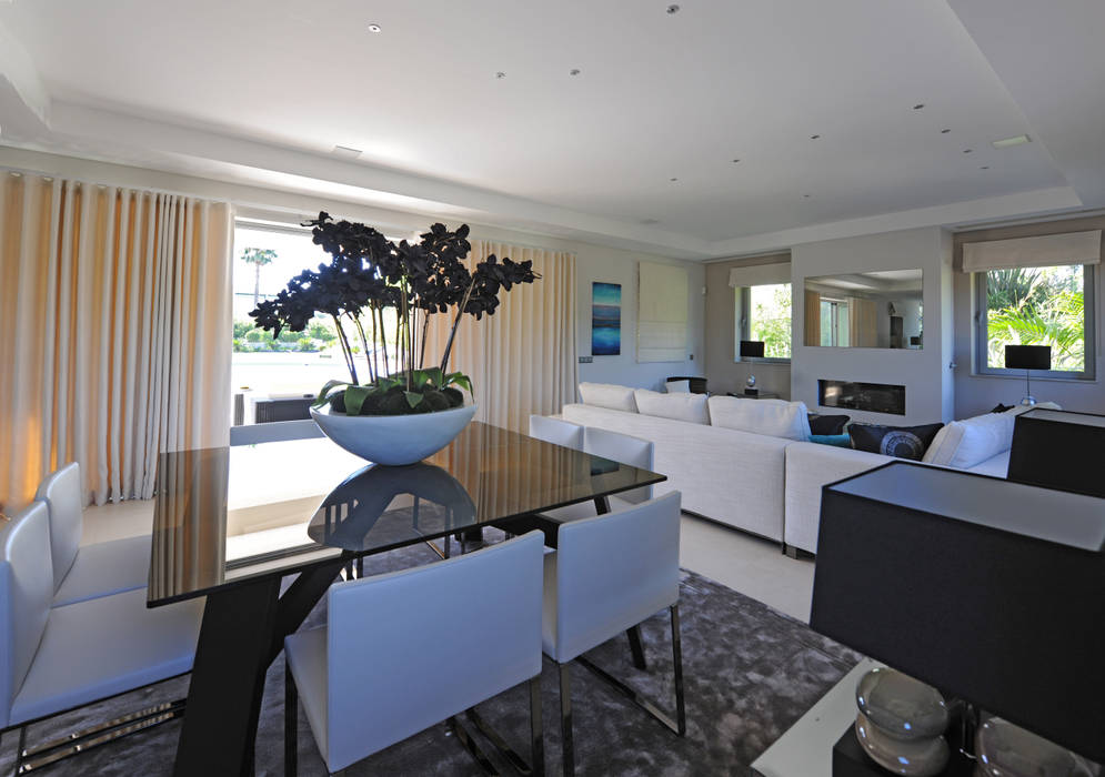 Quinta do Lago, Cheryl Tarbuck Design Cheryl Tarbuck Design Modern dining room