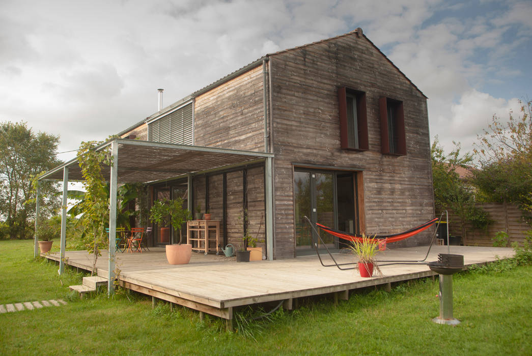 MAISON PASSIVE - TABANAC / GIRONDE POLY RYTHMIC ARCHITECTURE Espaces commerciaux Centre d’expositions