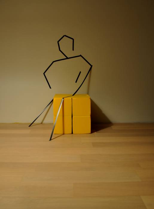 Toss furniture, TOSS-FURNITURE TOSS-FURNITURE 现代客厅設計點子、靈感 & 圖片 凳子與椅子