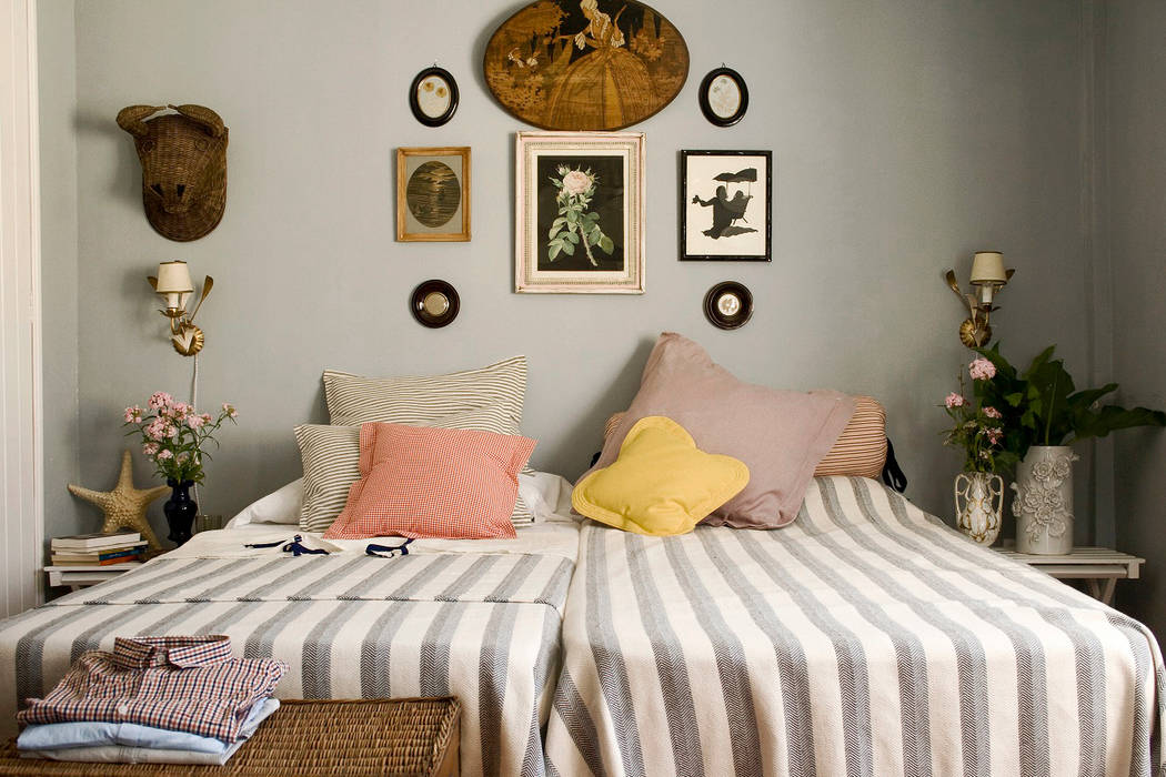 Bed & Breakfast en La Rioja Casa Josephine Dormitorios de estilo mediterráneo