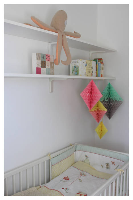 Baby's Room, Pool-in-Wharfedale, Crow's Nest Interiors Crow's Nest Interiors Eclectic style nursery/kids room